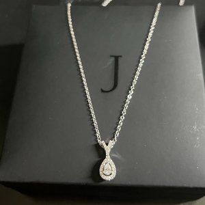 Diamond Necklace 1/4 ct tw Pear-shaped/Round 10K White Gold